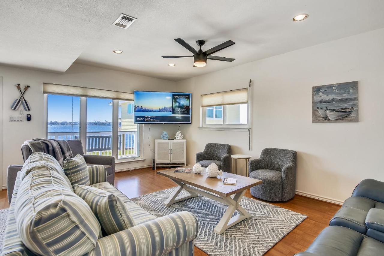 Pool Days And Dock Nights Villa Galveston Exterior photo