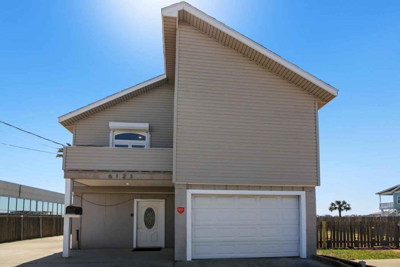 Pool Days And Dock Nights Villa Galveston Exterior photo